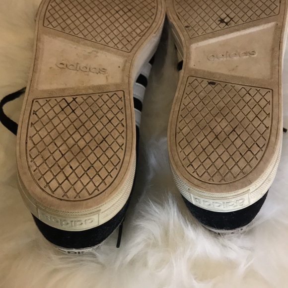 Adidas size 7 - Picture 5 of 12